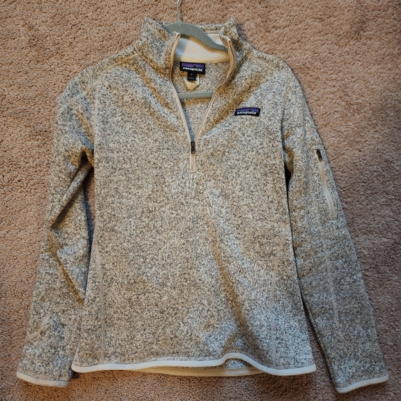Patagonia Tops - Patagonia 1/4 size